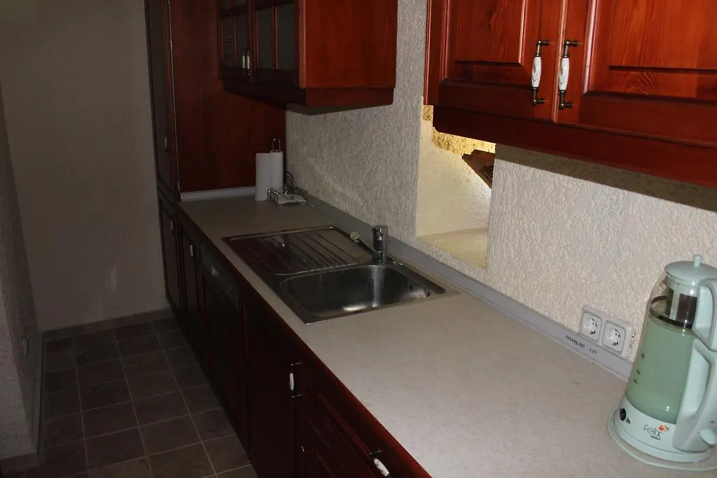 Rose Garden Hotel Gümüşlük Apartman